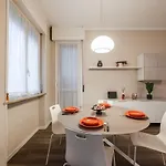 Modern Three Near The Metro Ac - Wifi * Mailand